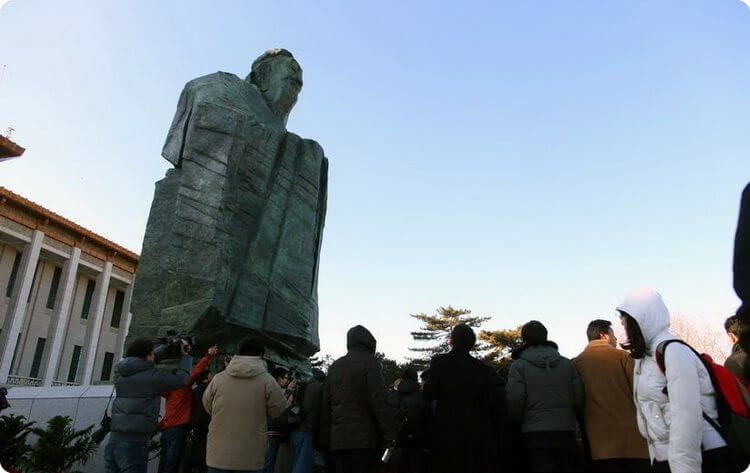 Confucius Statue Confucius statue